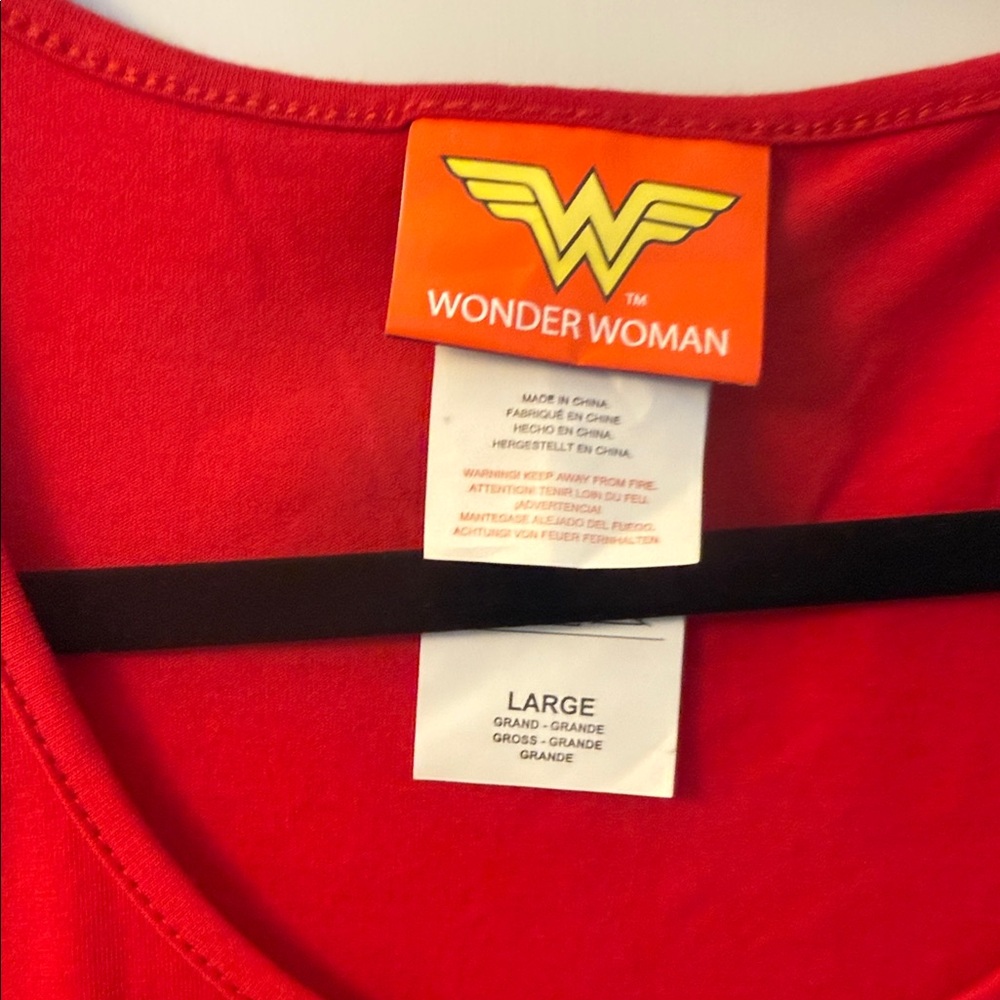Superheroes Wonder Woman Cape Dress brand new large - Picture 3 of 6